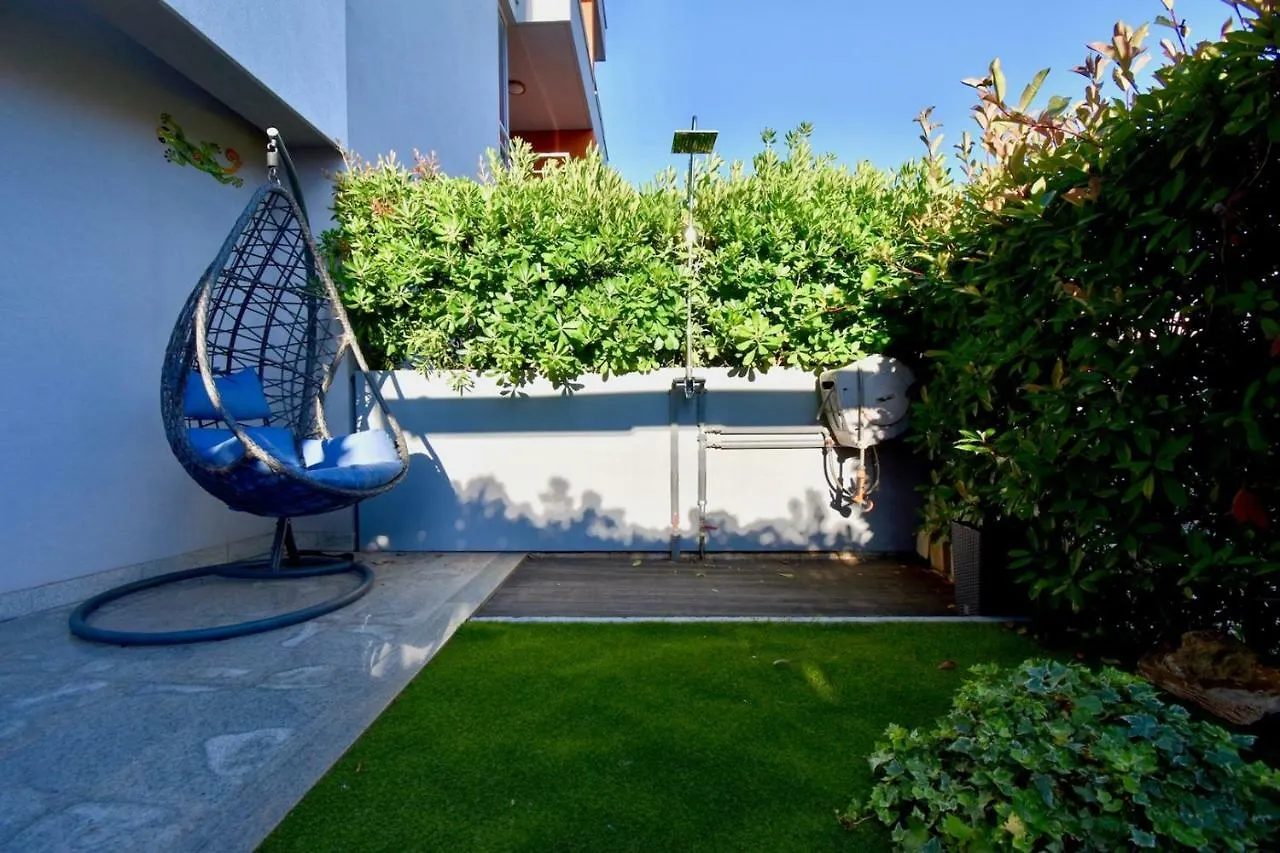 Amazing Luxury Apartment 200 M From The Beach Пула