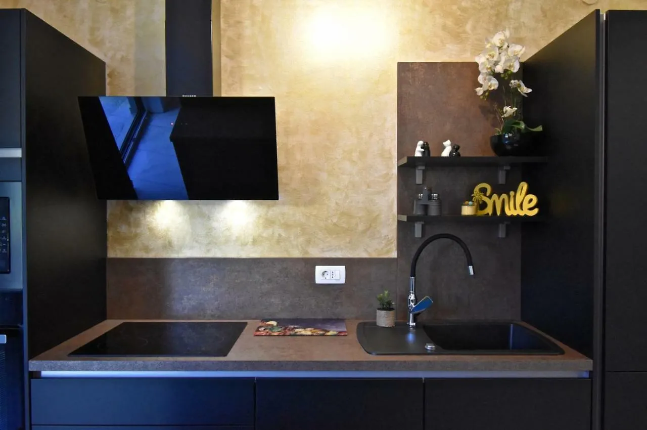 Amazing Luxury Apartment 200 M From The Beach Пула Хорватия